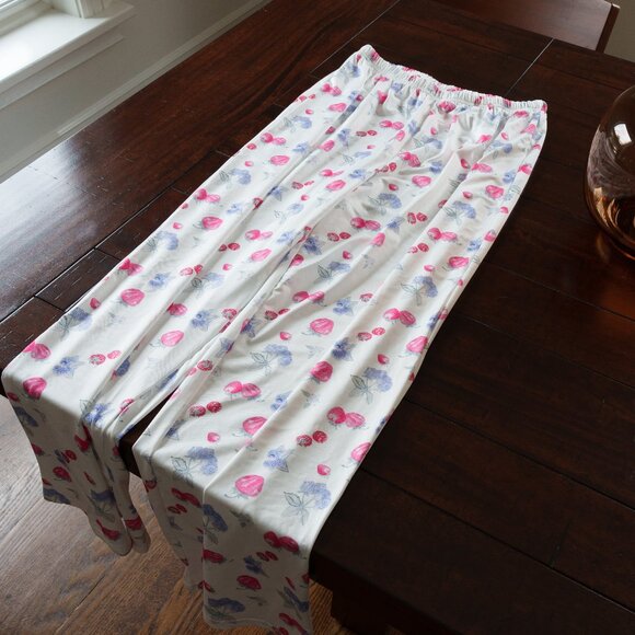 🍓🍇🍒🍓Pajamas (new, unbranded) - Picture 2 of 3